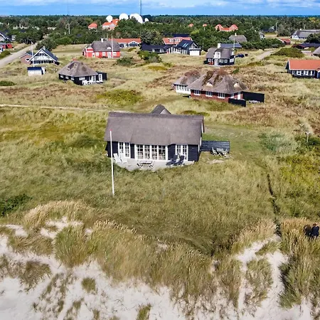 펜션 Three-bedroom In Blåvand