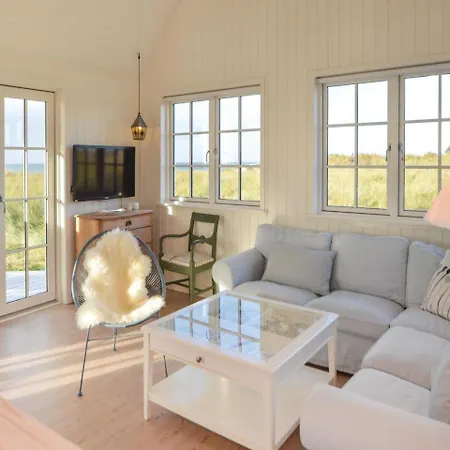 Hébergement de vacances Three-bedroom In