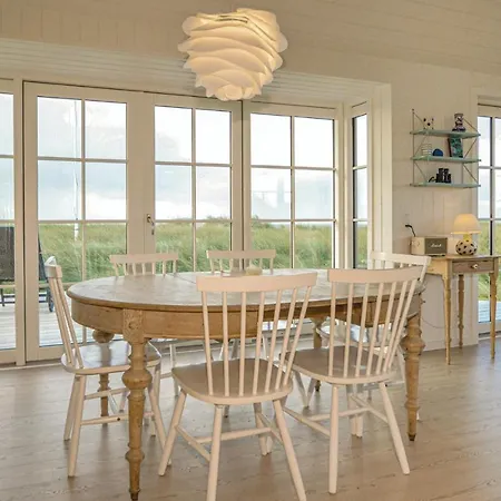 펜션 Three-bedroom In Blåvand